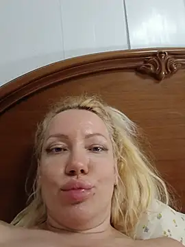 SofiaJoy webcam