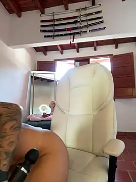 Ale_Lewis webcam