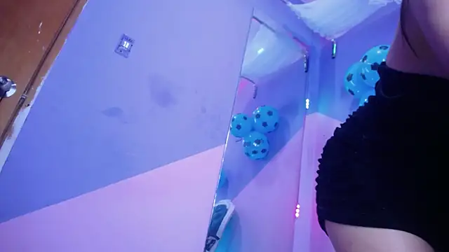 Chantal_Evans7_ webcam