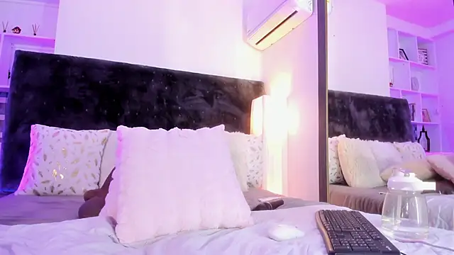 Karlagonzales_ webcam