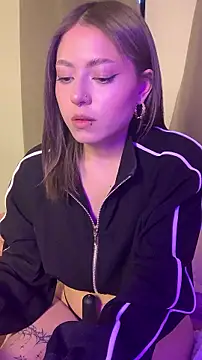 PrettyAmber live cam