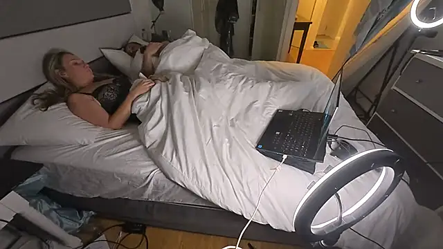 DuncsMadeMe webcam
