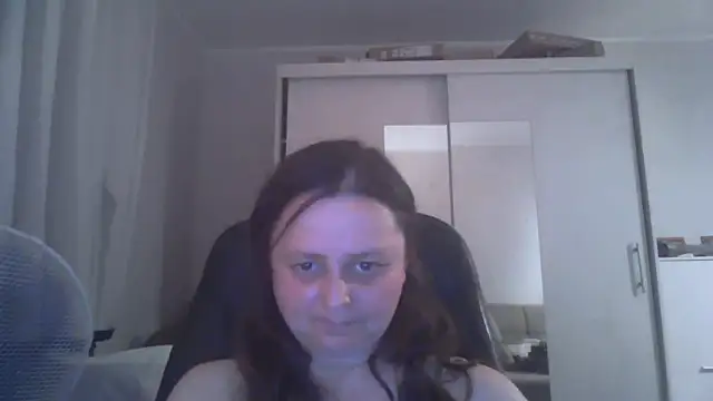 TaylorLovely webcam