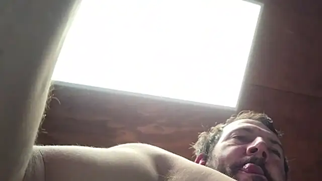 UncutHammer69 webcam