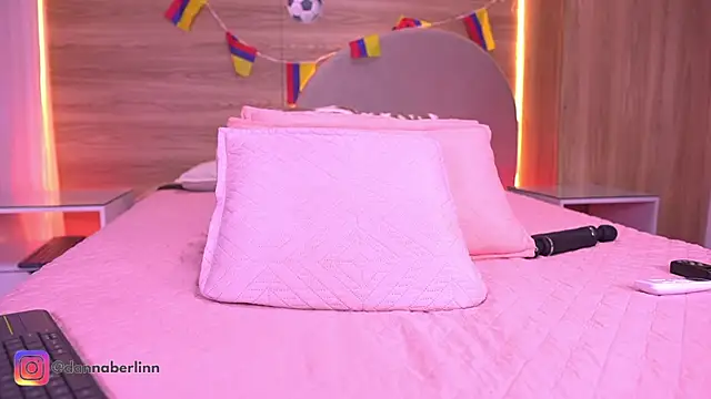 danna_berlin_ webcam