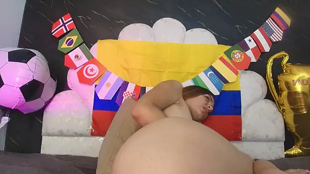 kissme_luna webcam