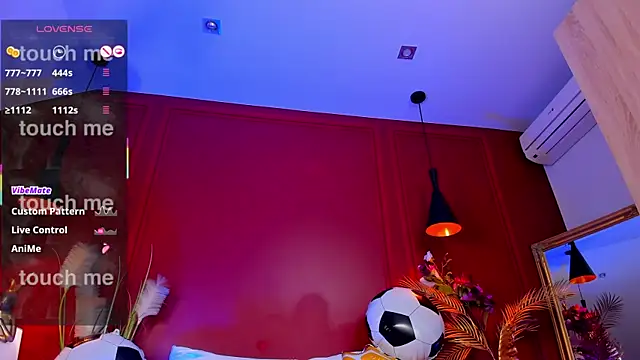 Mayzzie webcam