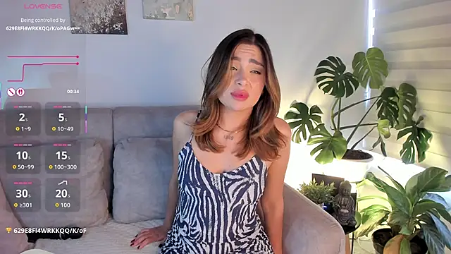 AlleCollins live cam on StripChat
