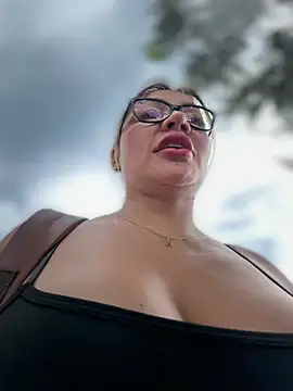 DIANITA_1988 🖖 free cam
