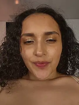 Lucy_Marin webcam