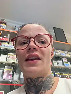 SkinnyLilly