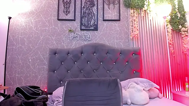lana_gill1 webcam