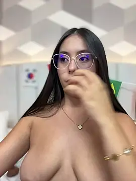 Julietasantos__ webcam