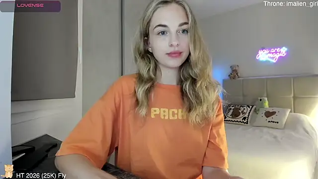 DreamAlianna webcam
