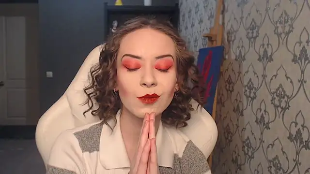 FascinatingEyess webcam