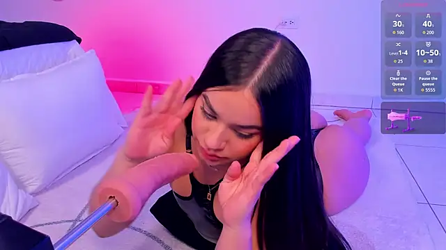 zoe_rivers webcam