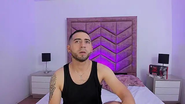 Lushian_Luna webcam