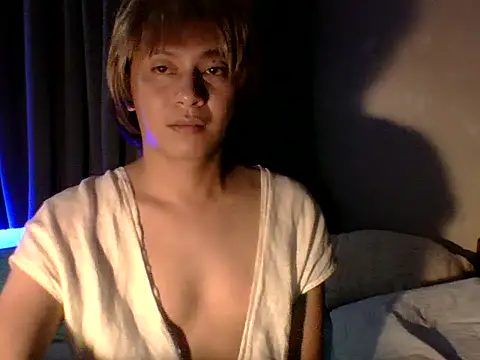 sweetinnocent69xxx webcam