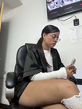 Susan_Voltaire webcam