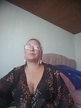 dangerous_milf webcam