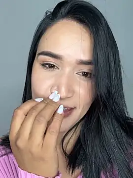 DaniRivers_ webcam