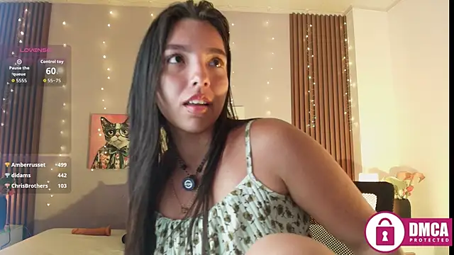 luna_moriati webcam