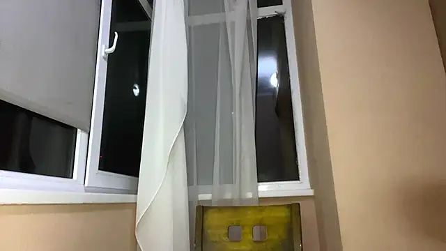 jenny_glove webcam