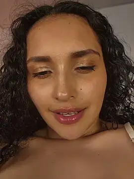 Lucy_Marin