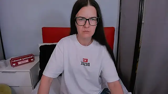 NadiaXlove webcam