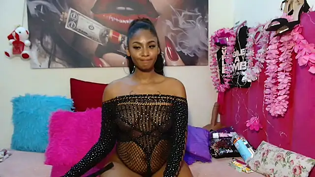 Moreish-06 live cam on StripChat