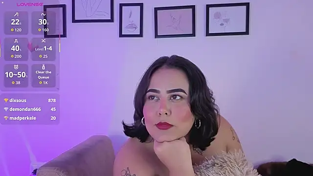 Pamela_tomas live cam on StripChat