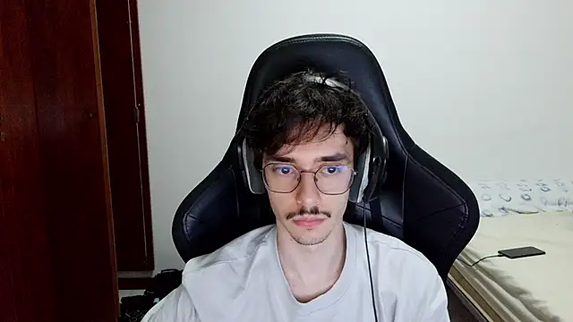 gabrielNovin17cm webcam
