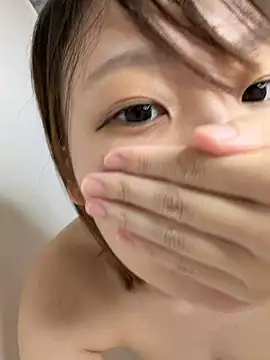 Hiiichan88 Live Webcam on Stripchat