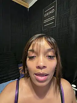 Live sex cam of Rakiyahcharms