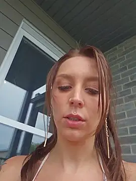 LilyOrion webcam