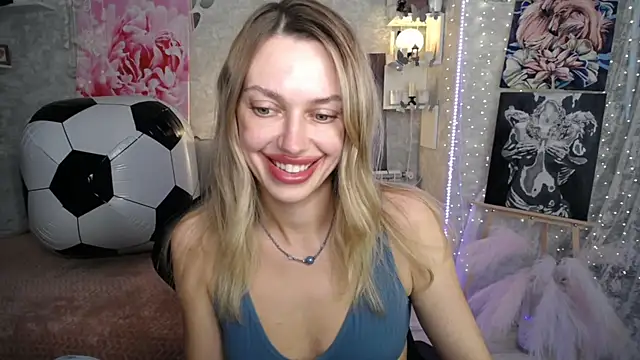NickyAdamidi webcam