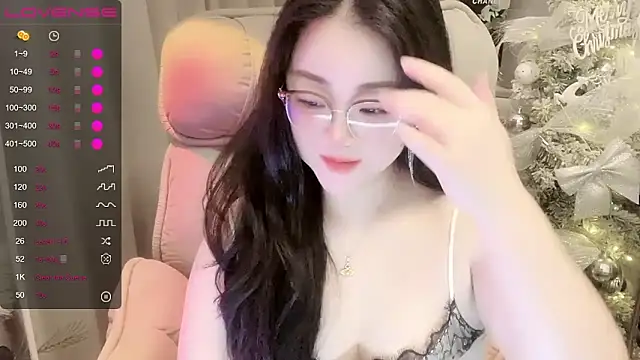 Monica-666888- webcam