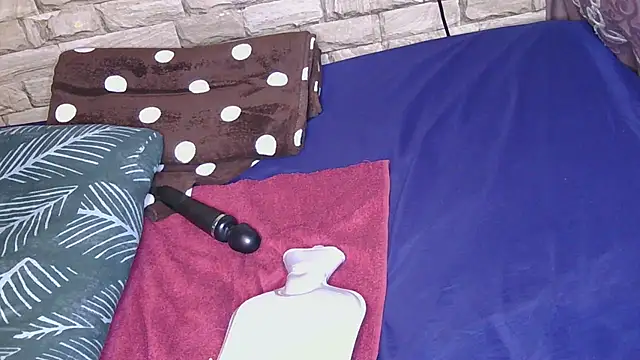 Sweethoneyglow webcam