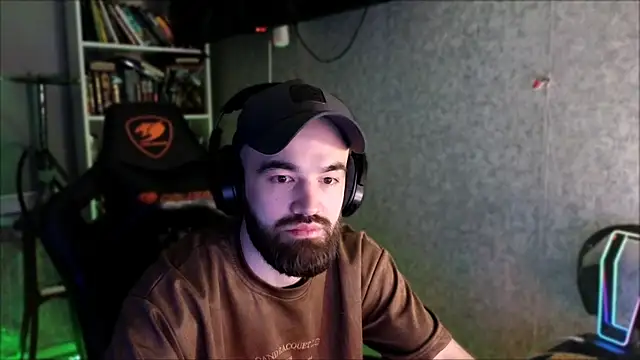 _Serious_Man webcam