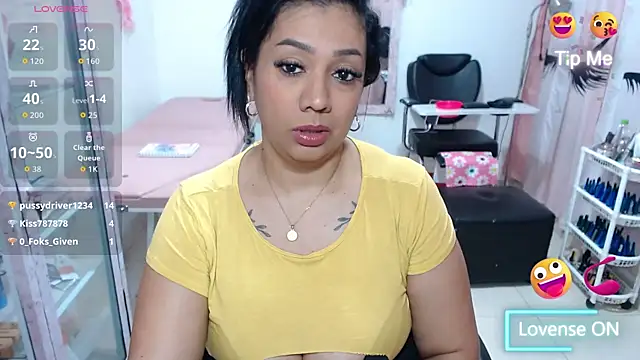 titsbiglovers webcam