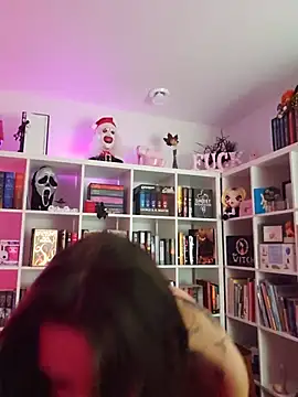 LilyOrion webcam