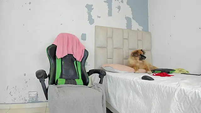 aida_rose_ webcam