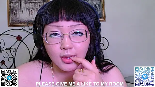 pikpikpikachu webcam