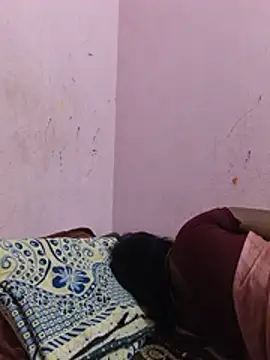 CuteTamizhachi webcam