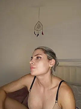 ASHLEY_BLAIR webcam