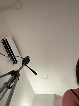 Bella__Wood webcam
