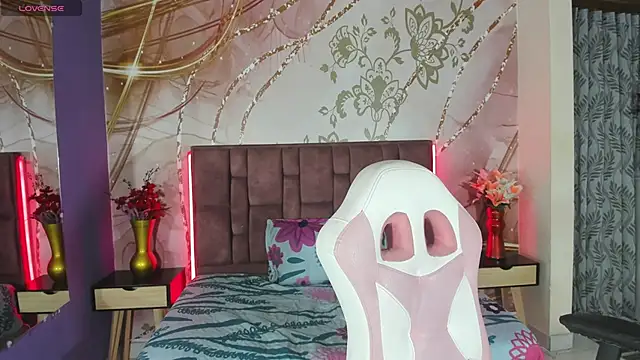 lunita_bliss webcam
