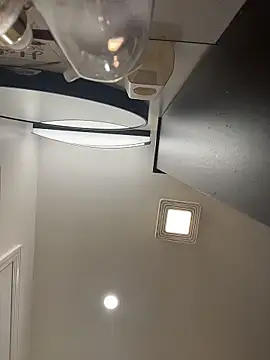 Mellyj053 live sex cam