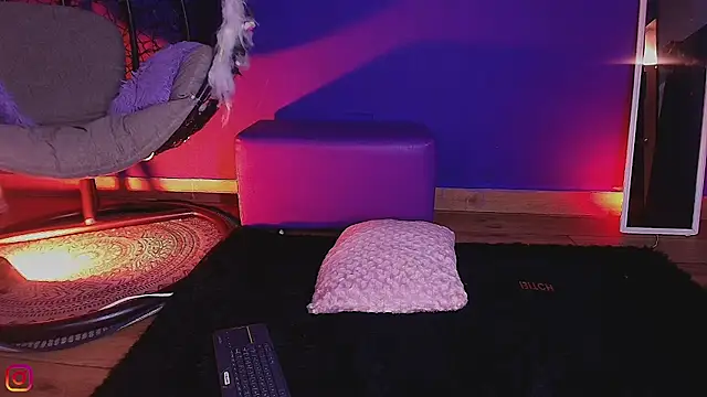 GoddessJulieta_ webcam
