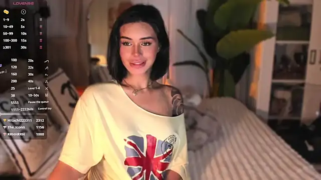 ParisianDoll webcam